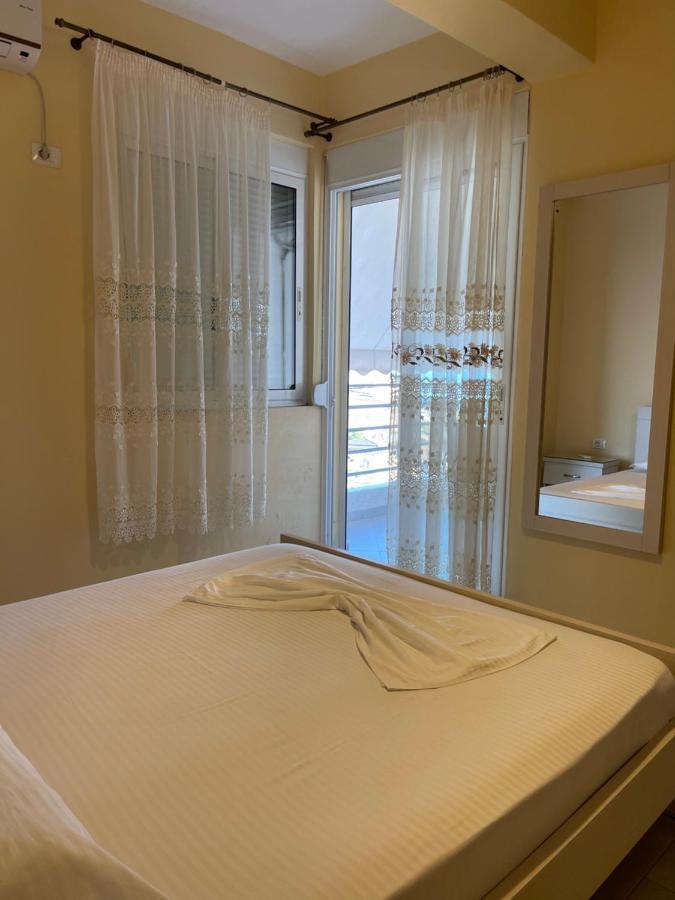 Oni'S Apartments Sarande Luaran gambar