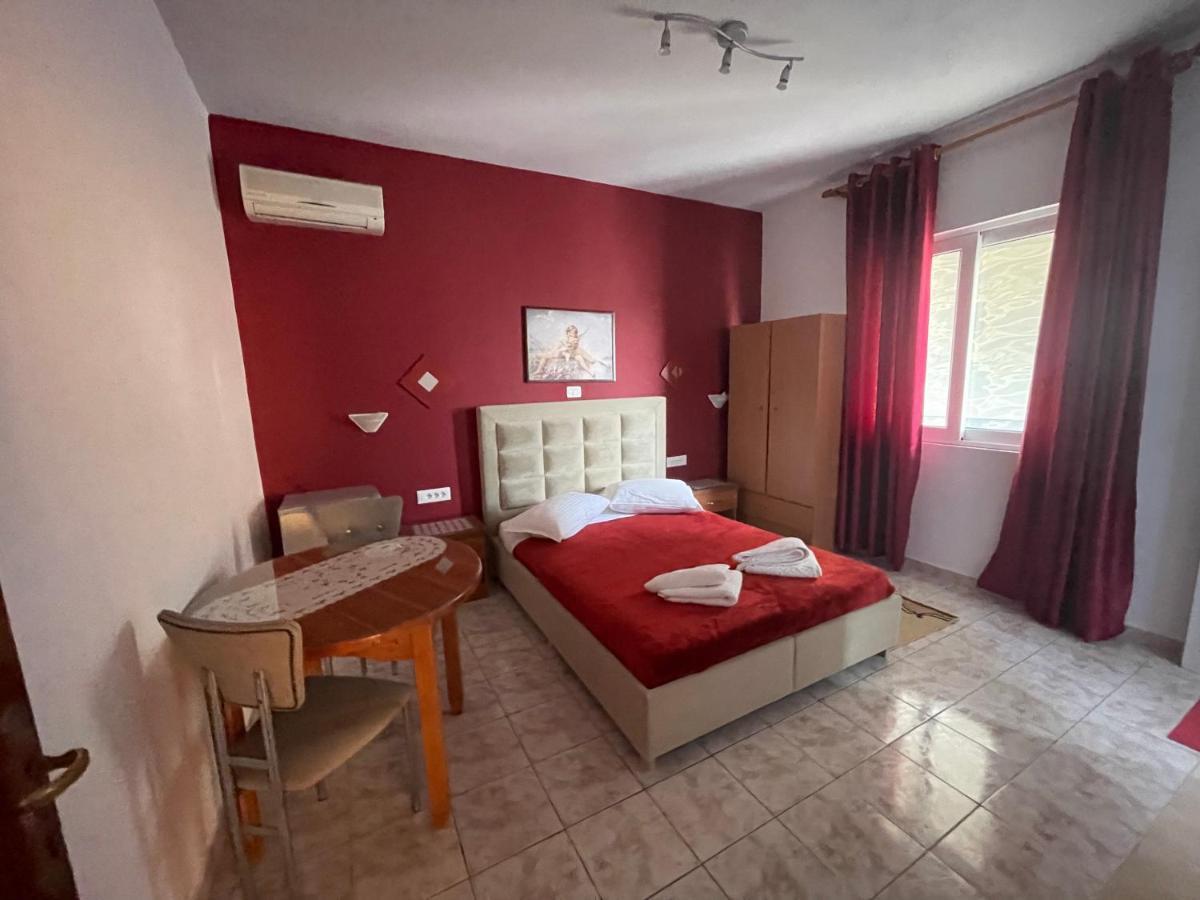 Oni'S Apartments Sarande Luaran gambar